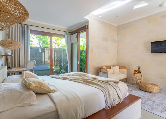 Designer Studio Emy Sanur